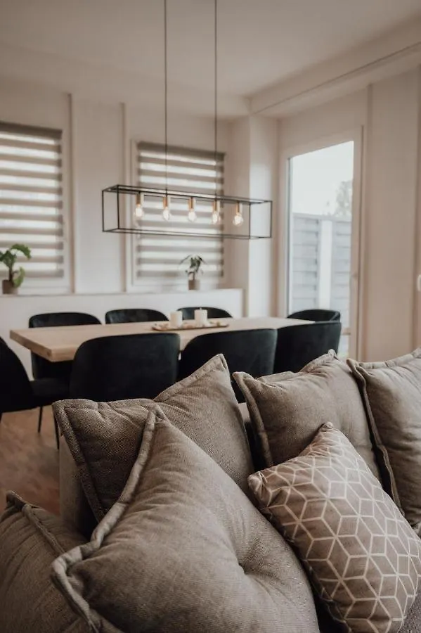 Jama - Modern&Bright, Terrasse, Freies Parken, Wlan, Grosse Gruppen #1 Apartment Wurzburg